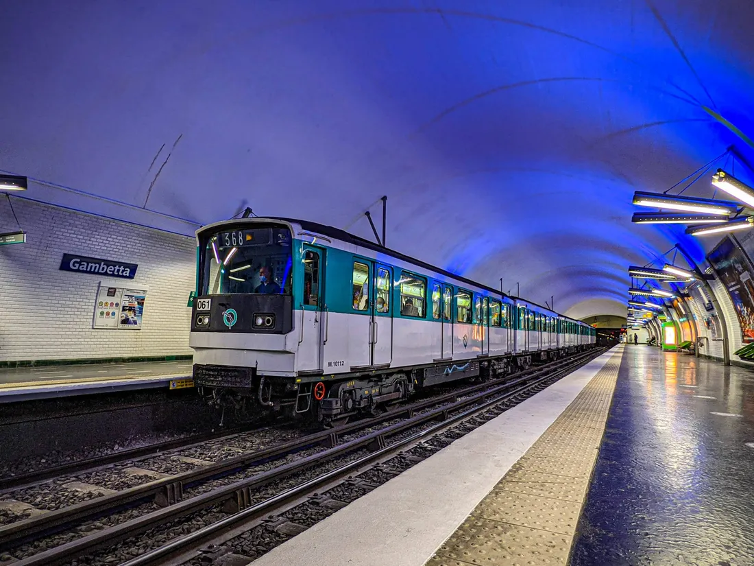 Ils se filment en train de conduire le métro, la RATP porte plainte